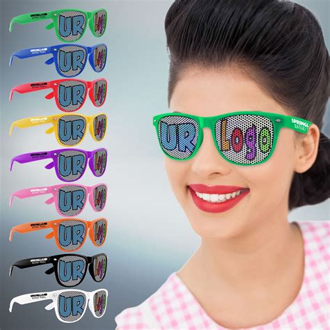 Personalize your Sunglasses with Set For You 